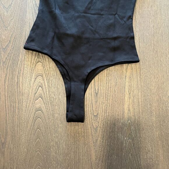 NWOT Guess Los Angeles Black Corset Bodysuit V-Underwire Spaghetti Straps Sz S - Picture 8 of 9